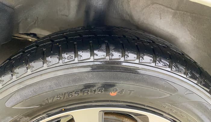 2021 Honda City 1.5L I-VTEC V MT 4TH GEN, Petrol, Manual, 30,364 km, Right Rear Tyre Tread