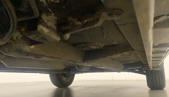 2014 Maruti Swift Dzire ZXI, Petrol, Manual, 40,751 km, Right Side Underbody