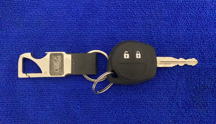 2014 Maruti Swift Dzire ZXI, Petrol, Manual, 40,751 km, Key Close Up