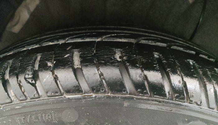 2013 Hyundai i20 SPORTZ 1.2, Petrol, Manual, 93,402 km, Right Rear Tyre Tread