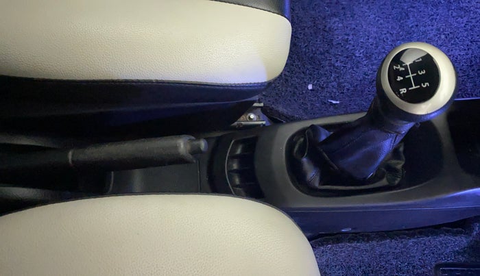 2015 Maruti Wagon R 1.0 LXI CNG, CNG, Manual, 72,957 km, Gear Lever