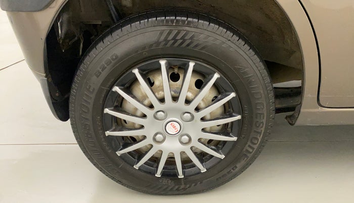 2015 Maruti Wagon R 1.0 LXI CNG, CNG, Manual, 72,957 km, Right Rear Wheel