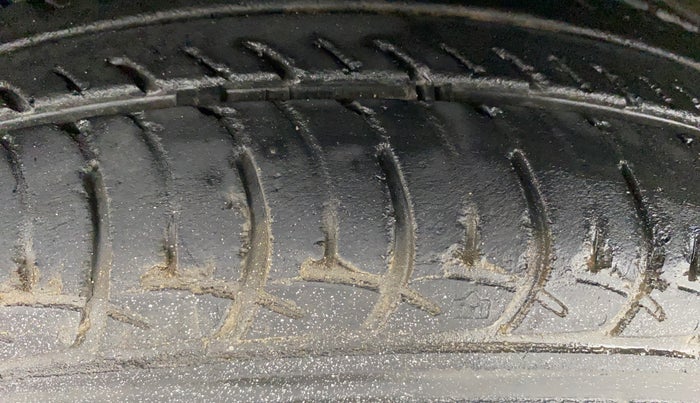 2022 Maruti New Wagon-R ZXI 1.2 AMT, Petrol, Automatic, 40,409 km, Left Front Tyre Tread