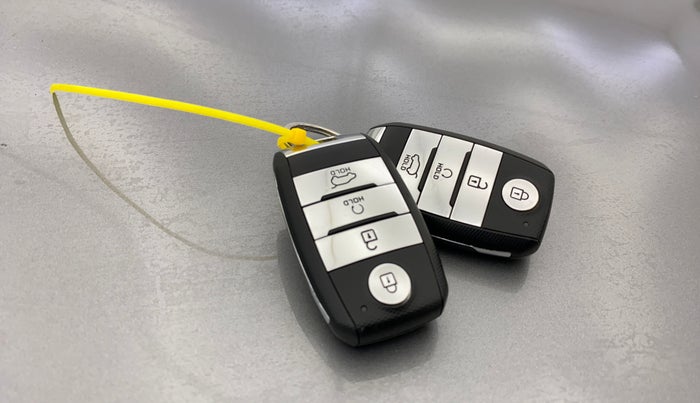 2020 KIA SELTOS GTX PLUS 1.4 PETROL, Petrol, Manual, 34,017 km, Key Close Up