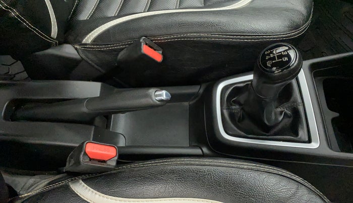 2018 Maruti Swift VDI, Diesel, Manual, 66,721 km, Gear Lever