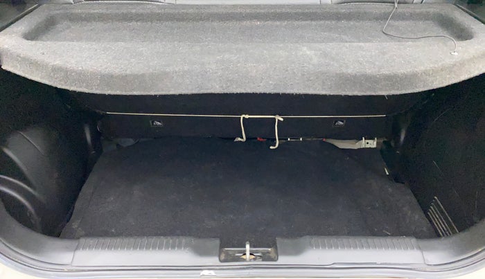 2018 Maruti Swift VDI, Diesel, Manual, 66,721 km, Boot Inside