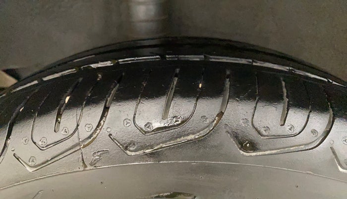 2014 Nissan Sunny XL DIESEL, Diesel, Manual, 99,432 km, Right Rear Tyre Tread