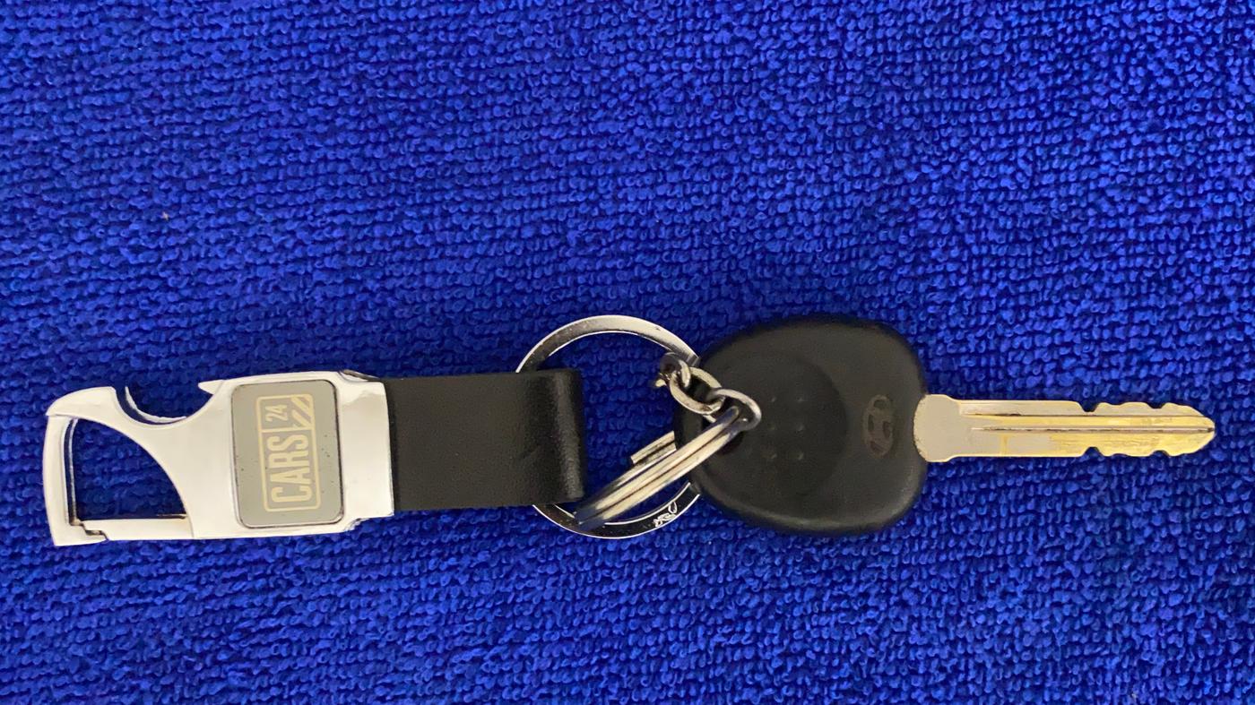 2019 Hyundai NEW SANTRO MAGNA, Petrol, Manual, 16,502 km, Key Close Up