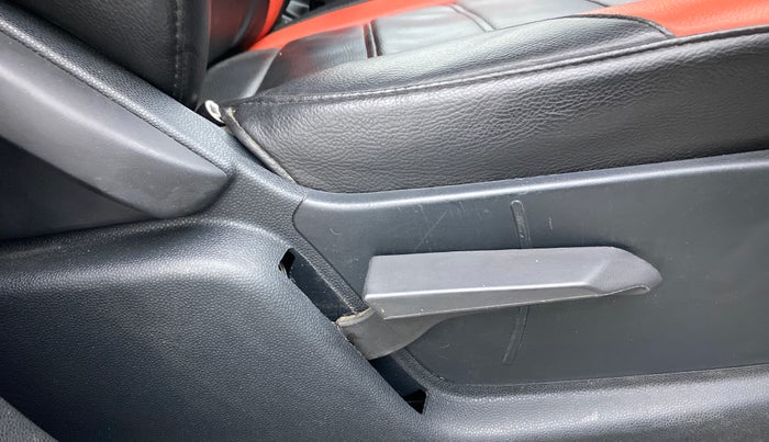 2020 Ford Ecosport 1.5TITANIUM TDCI, Diesel, Manual, 21,852 km, Driver Side Adjustment Panel