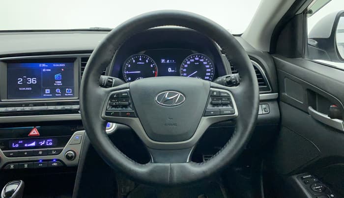 2017 Hyundai New Elantra 2.0 SX(O) AT PETROL, Petrol, Automatic, 51,616 km, Steering Wheel Close Up