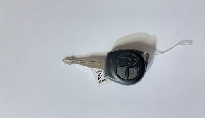 2024 Toyota Glanza E, Petrol, Manual, 13,107 km, Key Close Up