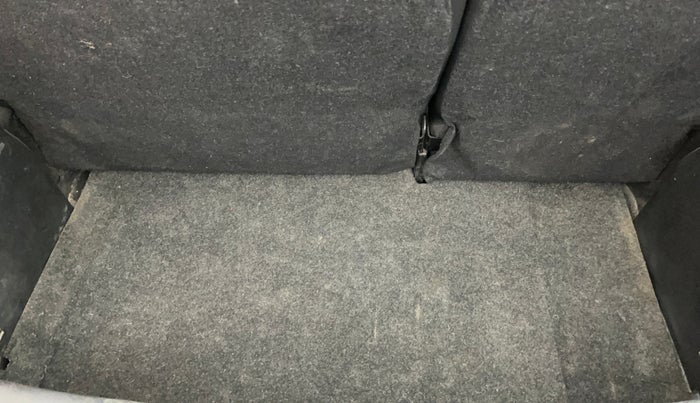 2015 Maruti Swift ZXI, Petrol, Manual, 64,697 km, Boot Inside