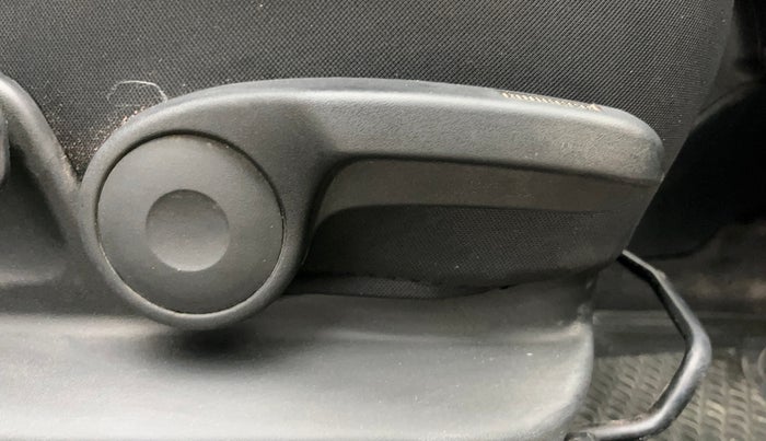 2015 Maruti Swift ZXI, Petrol, Manual, 64,697 km, Driver Side Adjustment Panel