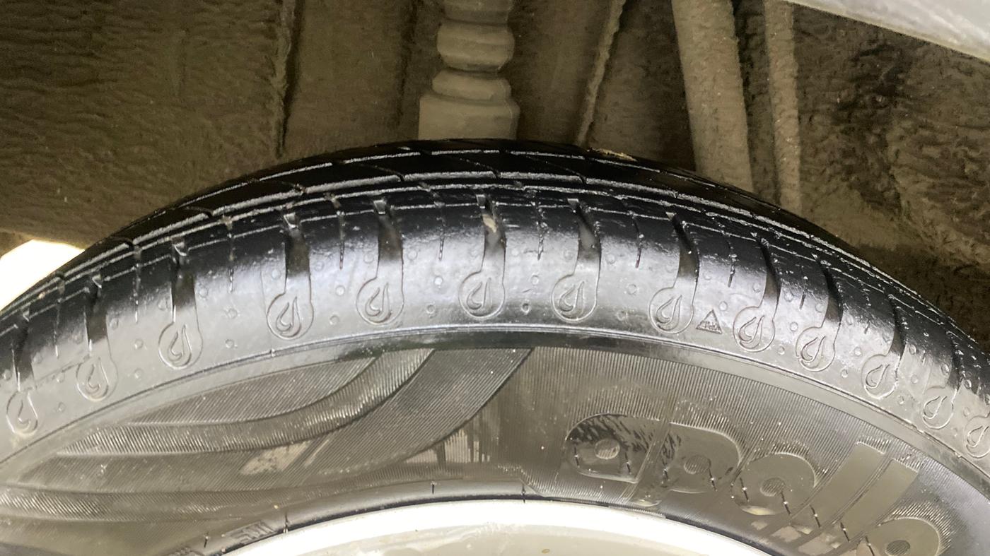 2021 Renault Kwid RXL, Petrol, Manual, 20,643 km, Right Rear Tyre Tread