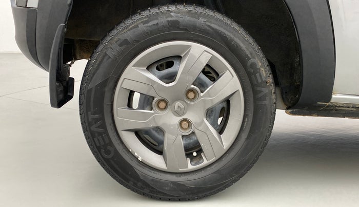 2017 Renault Kwid 1.0 RXL AT, Petrol, Automatic, 27,354 km, Right Rear Wheel