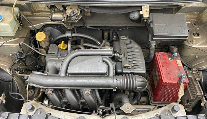 2017 Renault Kwid 1.0 RXL AT, Petrol, Automatic, 27,354 km, Open Bonet