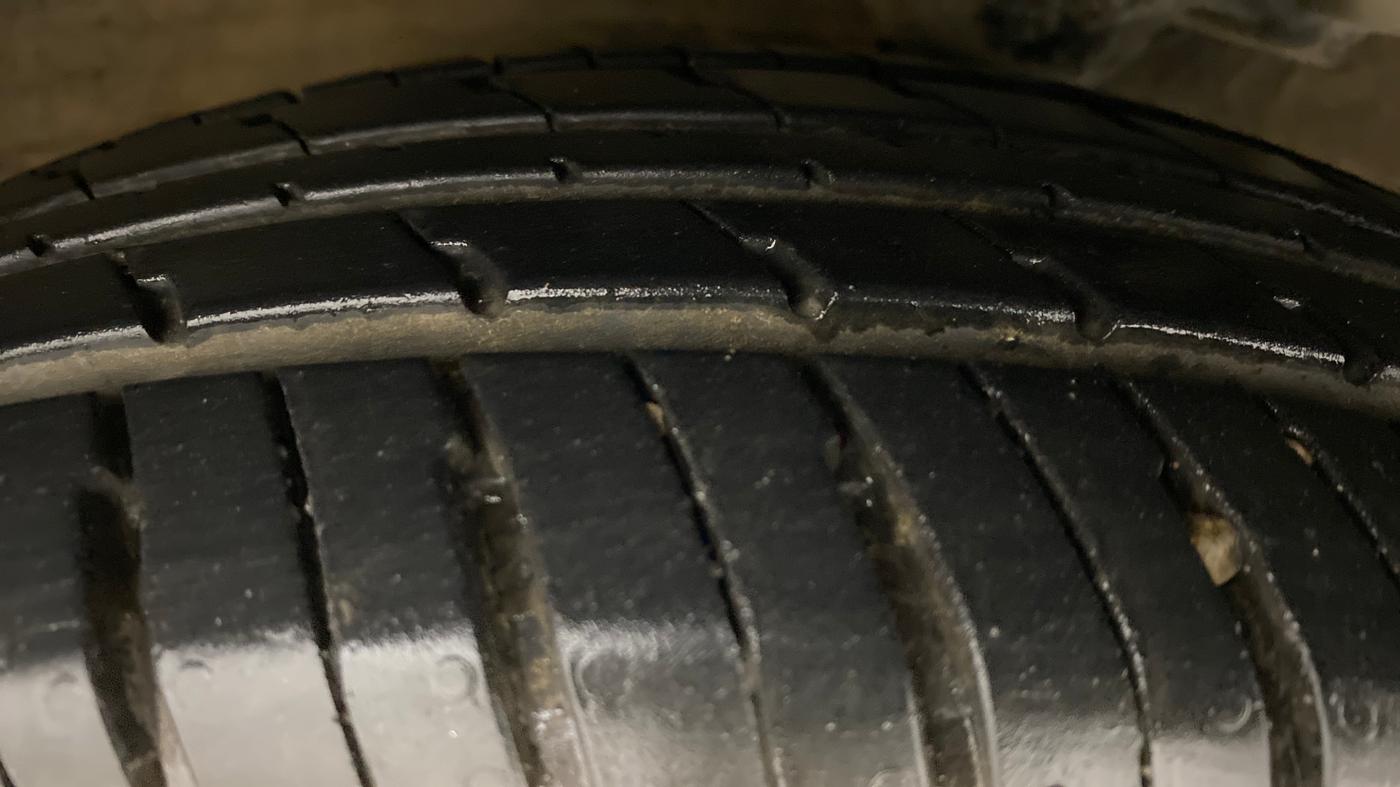 2012 Hyundai i10 MAGNA 1.1 IRDE2, Petrol, Manual, 35,674 km, Right Front Tyre Tread