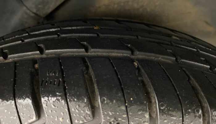 2012 Hyundai i10 MAGNA 1.1 IRDE2, Petrol, Manual, 35,674 km, Left Rear Tyre Tread