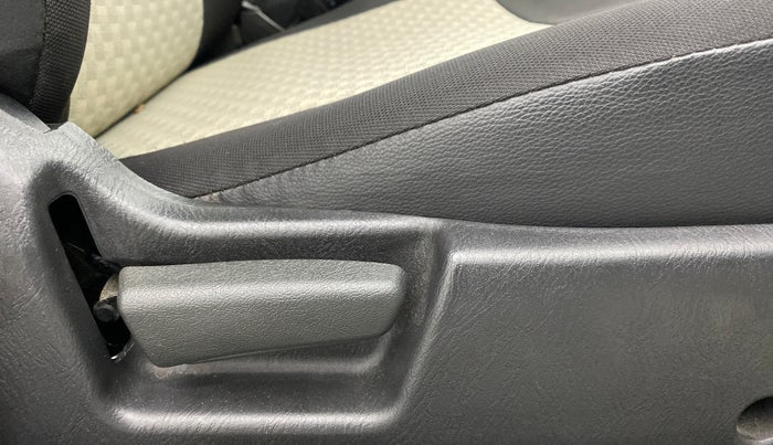 2022 Maruti Alto LXI OPT, Petrol, Manual, 4,970 km, Driver Side Adjustment Panel