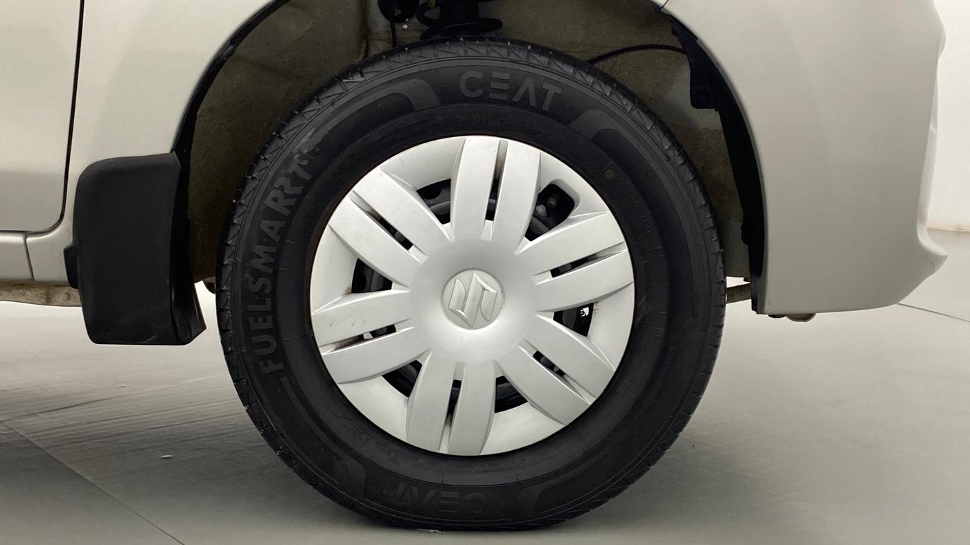 2022 Maruti Alto LXI OPT, Petrol, Manual, 4,970 km, Right Front Wheel