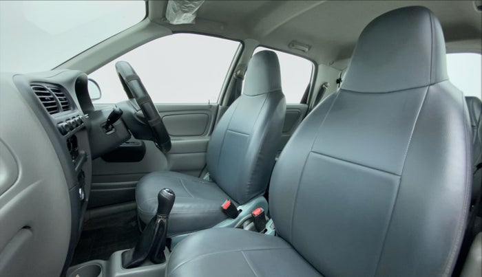 2013 Maruti Alto K10 LXI P, Petrol, Manual, 65,986 km, Right Side Front Door Cabin