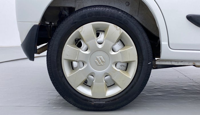 2013 Maruti Alto K10 LXI P, Petrol, Manual, 65,986 km, Right Rear Wheel