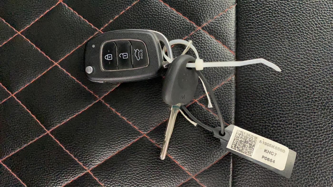 2022 Hyundai GRAND I10 NIOS SPORTZ 1.2 KAPPA VTVT CNG, CNG, Manual, 400 km, Key Close Up
