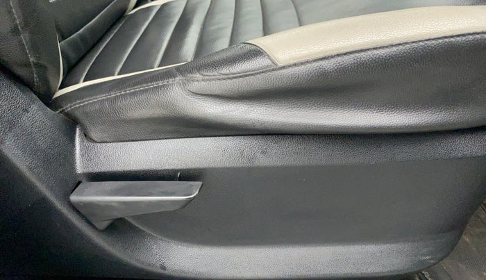 2017 Mahindra KUV 100 NXT K2 6 STR, Petrol, Manual, 8,524 km, Driver Side Adjustment Panel