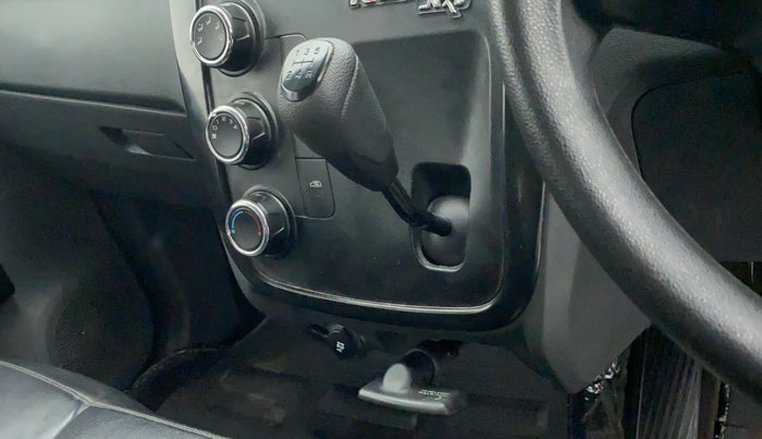 2017 Mahindra KUV 100 NXT K2 6 STR, Petrol, Manual, 8,524 km, Gear Lever