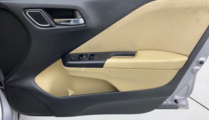 2019 Honda City 1.5L I-VTE V CVT, Petrol, Automatic, 44,681 km, Driver Side Door Panels Control