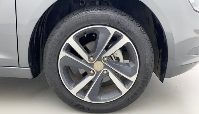 2022 Tata ALTROZ XZA PLUS, Petrol, Automatic, 7,418 km, Right Front Wheel