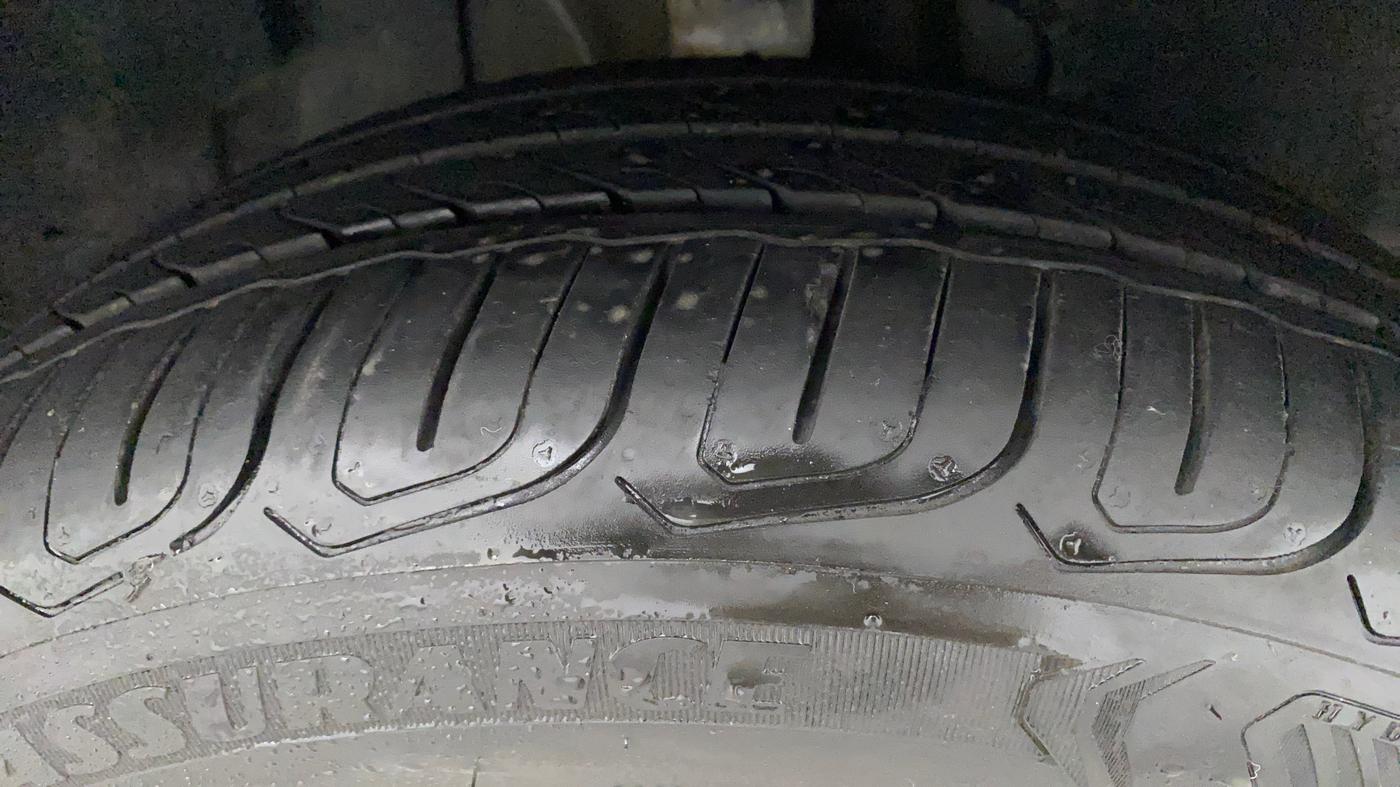 2022 Tata ALTROZ XZA PLUS, Petrol, Automatic, 7,418 km, Right Front Tyre Tread