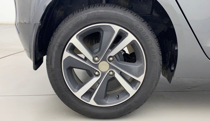 2022 Tata ALTROZ XZA PLUS, Petrol, Automatic, 7,418 km, Right Rear Wheel