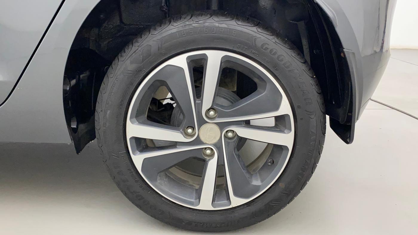 2022 Tata ALTROZ XZA PLUS, Petrol, Automatic, 7,418 km, Left Rear Wheel