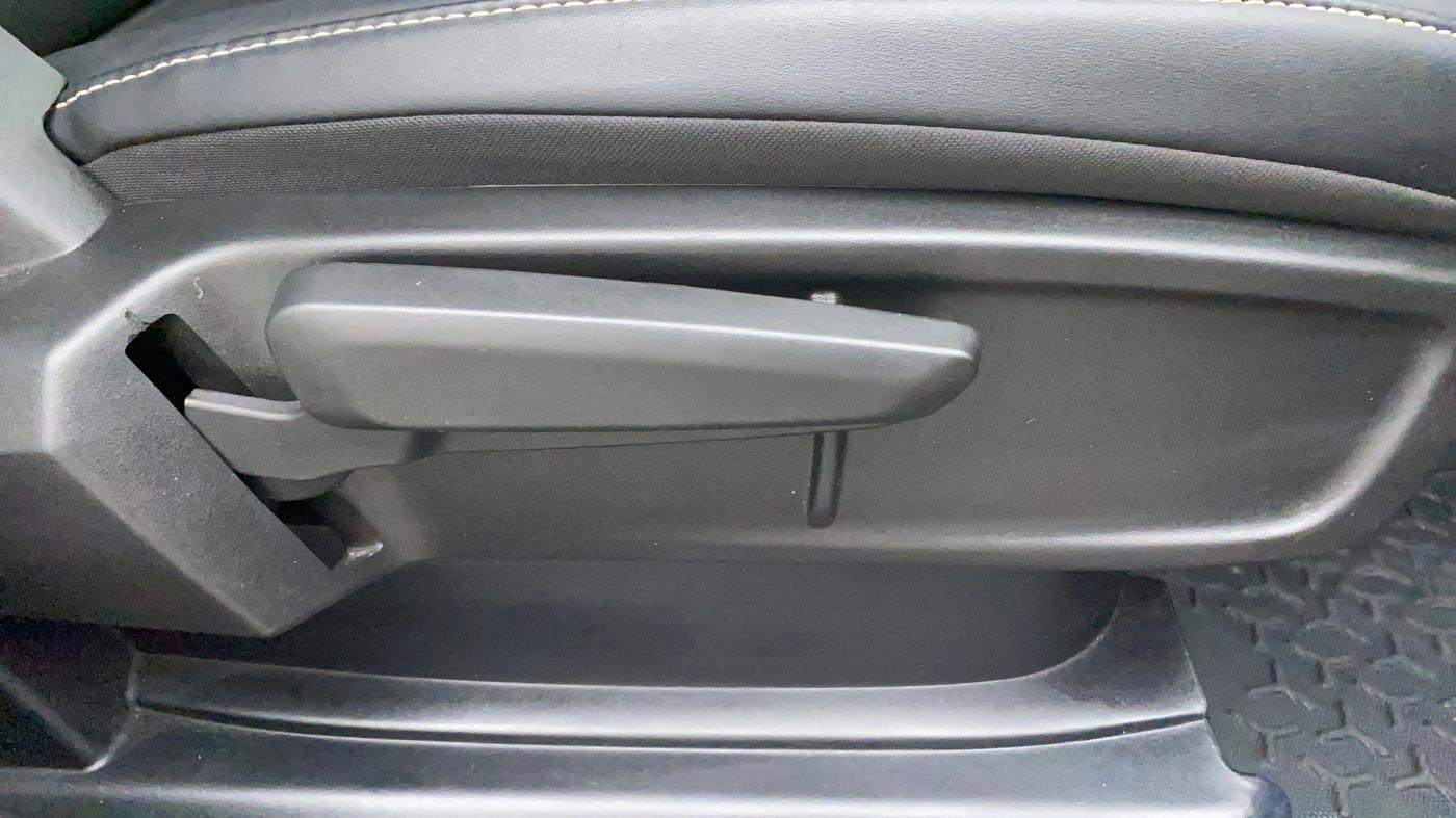 2022 Tata ALTROZ XZA PLUS, Petrol, Automatic, 7,418 km, Driver Side Adjustment Panel