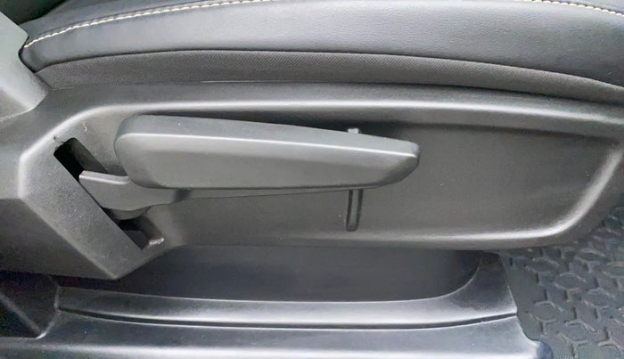 2022 Tata ALTROZ XZA PLUS, Petrol, Automatic, 7,418 km, Driver Side Adjustment Panel