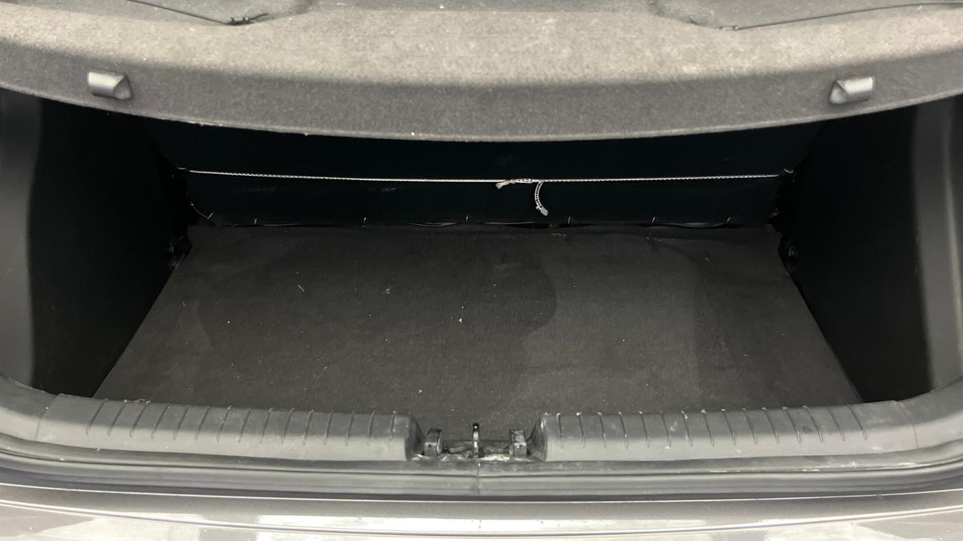 2018 Hyundai Elite i20 ASTA 1.2, Petrol, Manual, 49,316 km, Boot Inside