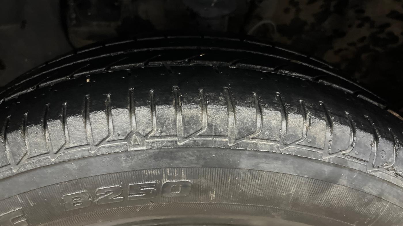 2018 Hyundai Elite i20 ASTA 1.2, Petrol, Manual, 49,316 km, Left Front Tyre Tread