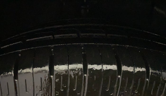 2015 Hyundai Grand i10 SPORTZ 1.2 KAPPA VTVT, Petrol, Manual, 75,100 km, Right Front Tyre Tread