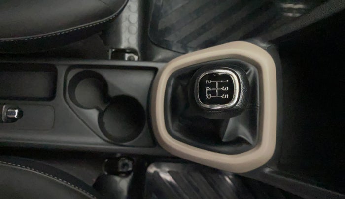 2015 Hyundai Grand i10 SPORTZ 1.2 KAPPA VTVT, Petrol, Manual, 75,100 km, Gear Lever