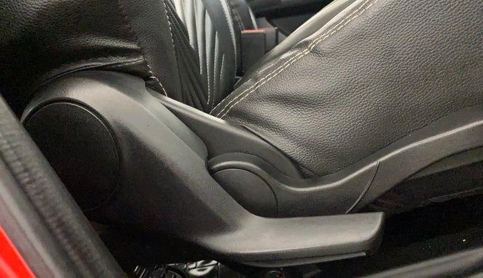2019 Maruti Swift VXI, Petrol, Manual, 23,076 km, Driver Side Adjustment Panel