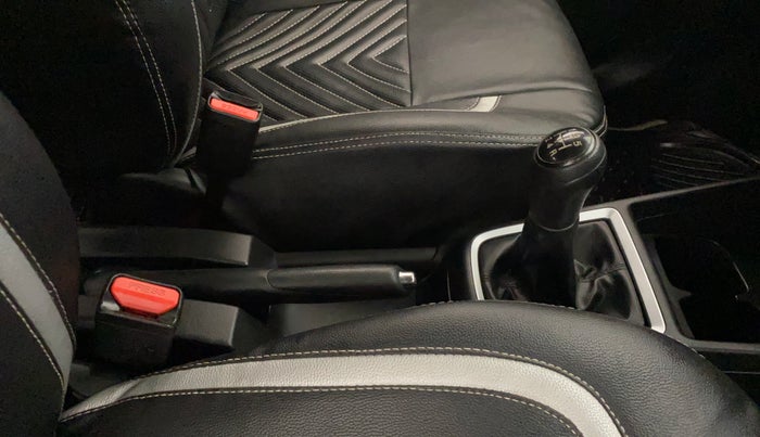 2019 Maruti Swift VXI, Petrol, Manual, 23,076 km, Gear Lever