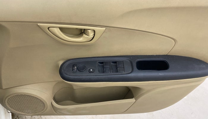 2014 Honda Amaze 1.2L I-VTEC S, Petrol, Manual, 99,162 km, Driver Side Door Panels Control