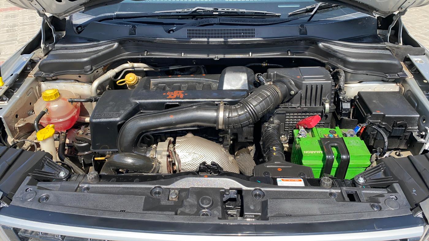 2019 Mahindra XUV300 W4 1.5 DIESEL, Diesel, Manual, 56,364 km, Engine View