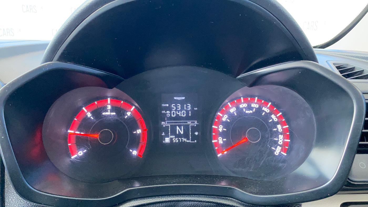2019 Mahindra XUV300 W4 1.5 DIESEL, Diesel, Manual, 56,364 km, Odometer Image