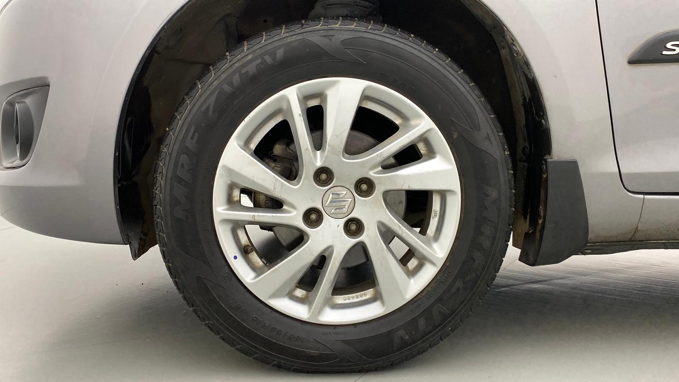 2011 Maruti Swift ZXI D, Petrol, Manual, 47,595 km, Left Front Wheel