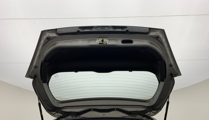 2011 Maruti Swift ZXI D, Petrol, Manual, 47,595 km, Boot Door Open