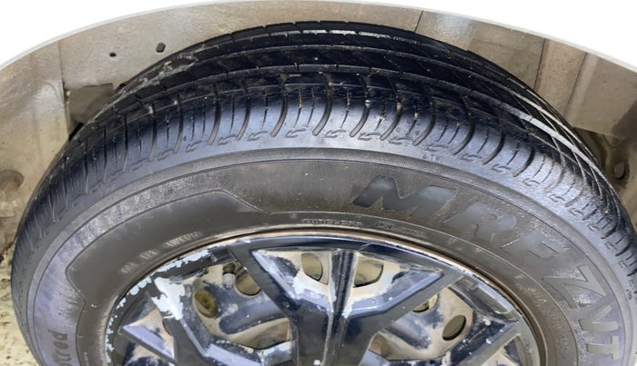 2016 Maruti Celerio VXI CNG, CNG, Manual, 98,051 km, Left Rear Tyre Tread