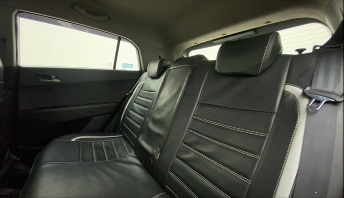2015 Hyundai Creta S 1.6 PETROL, Petrol, Manual, 62,617 km, Right Side Rear Door Cabin