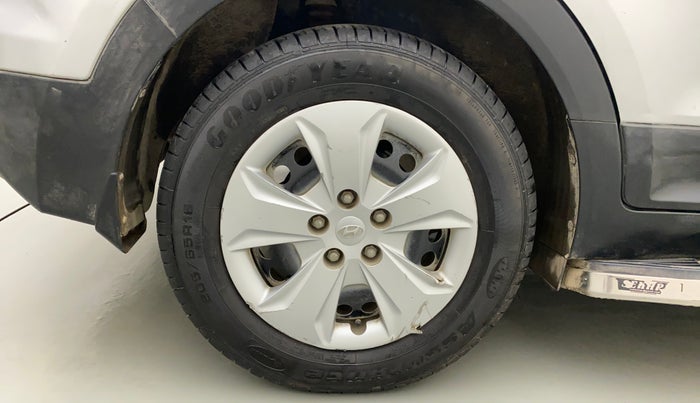 2015 Hyundai Creta S 1.6 PETROL, Petrol, Manual, 62,617 km, Right Rear Wheel